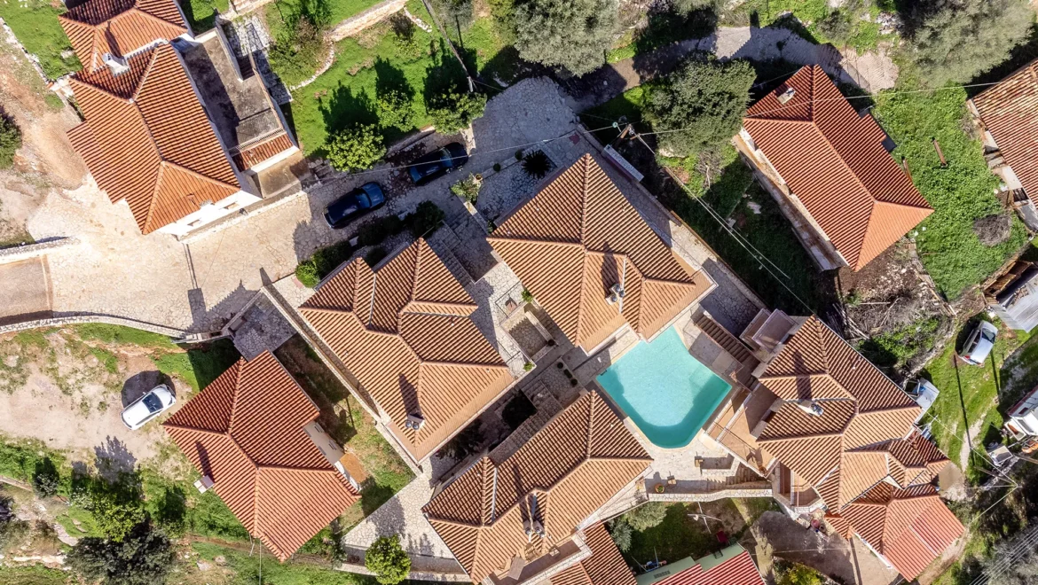 Guesthouse Complex For Sale in Kato Vervena