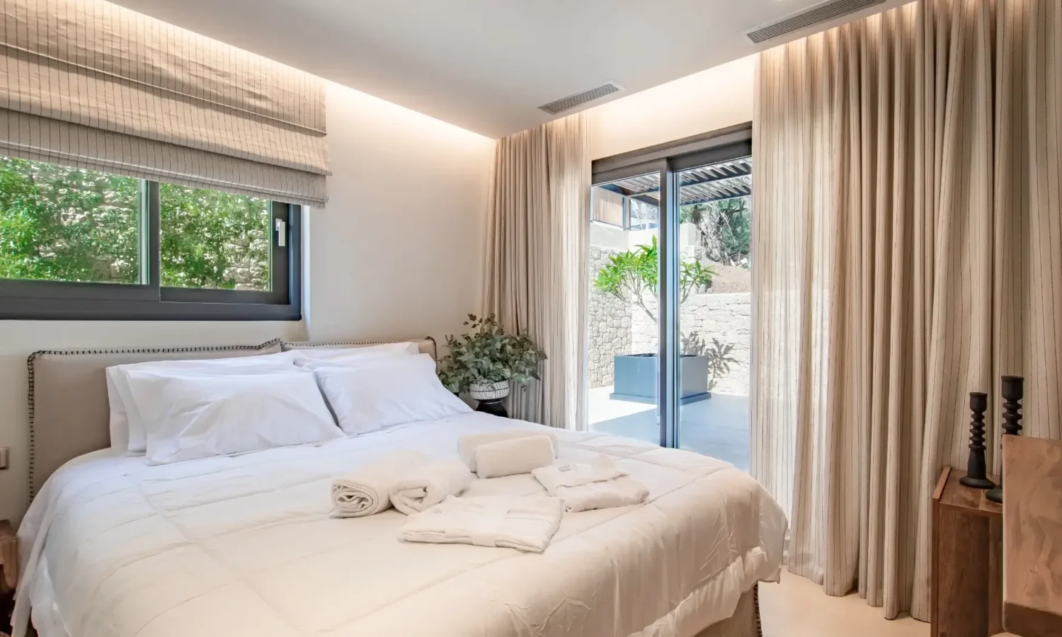 Contemporary Seafront Villa For Sale in Galatas