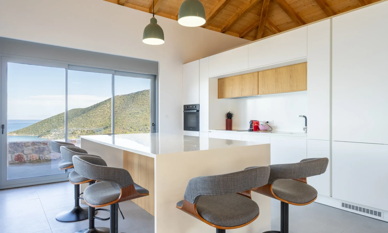 Modern Sea View Villa in Leonidio