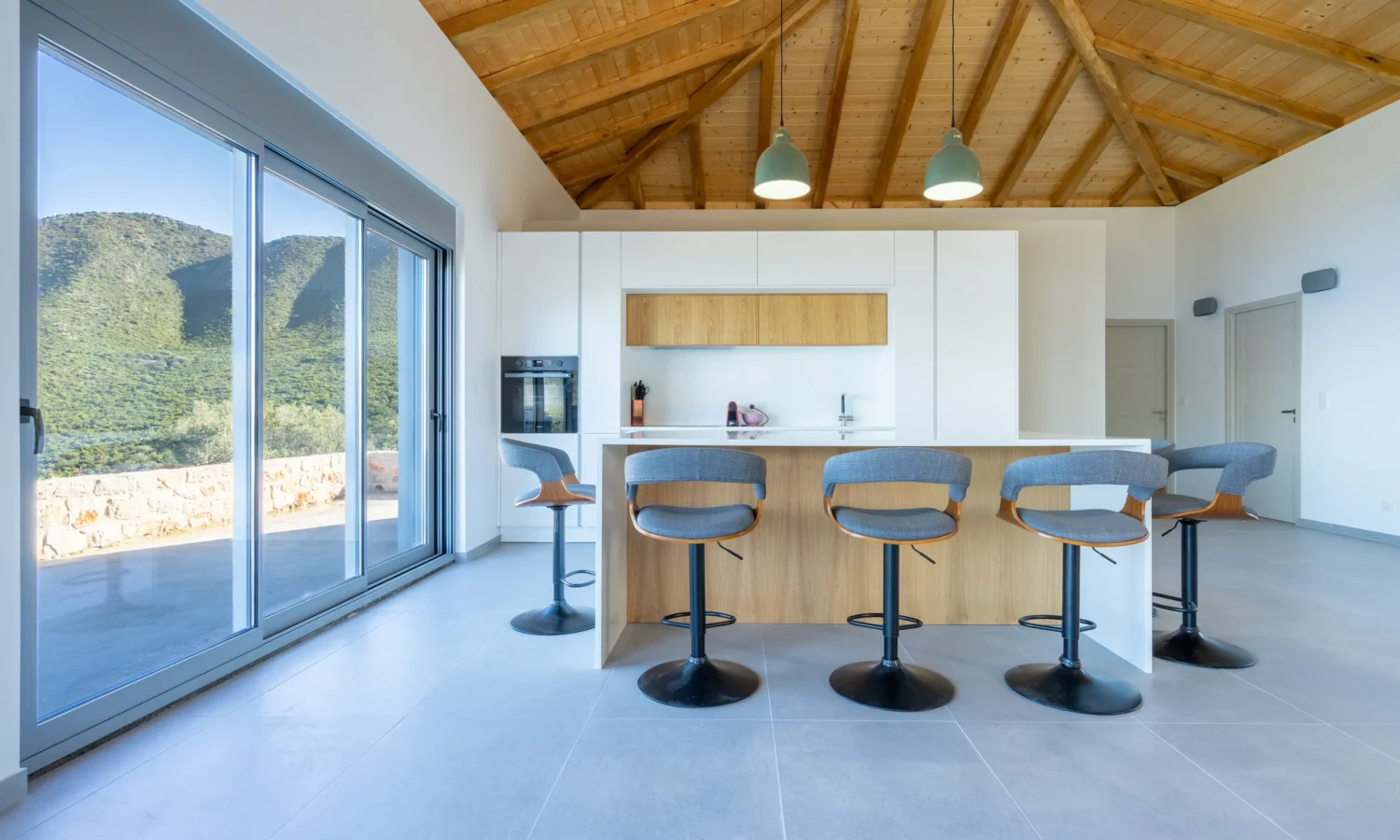 Modern Sea View Villa in Leonidio