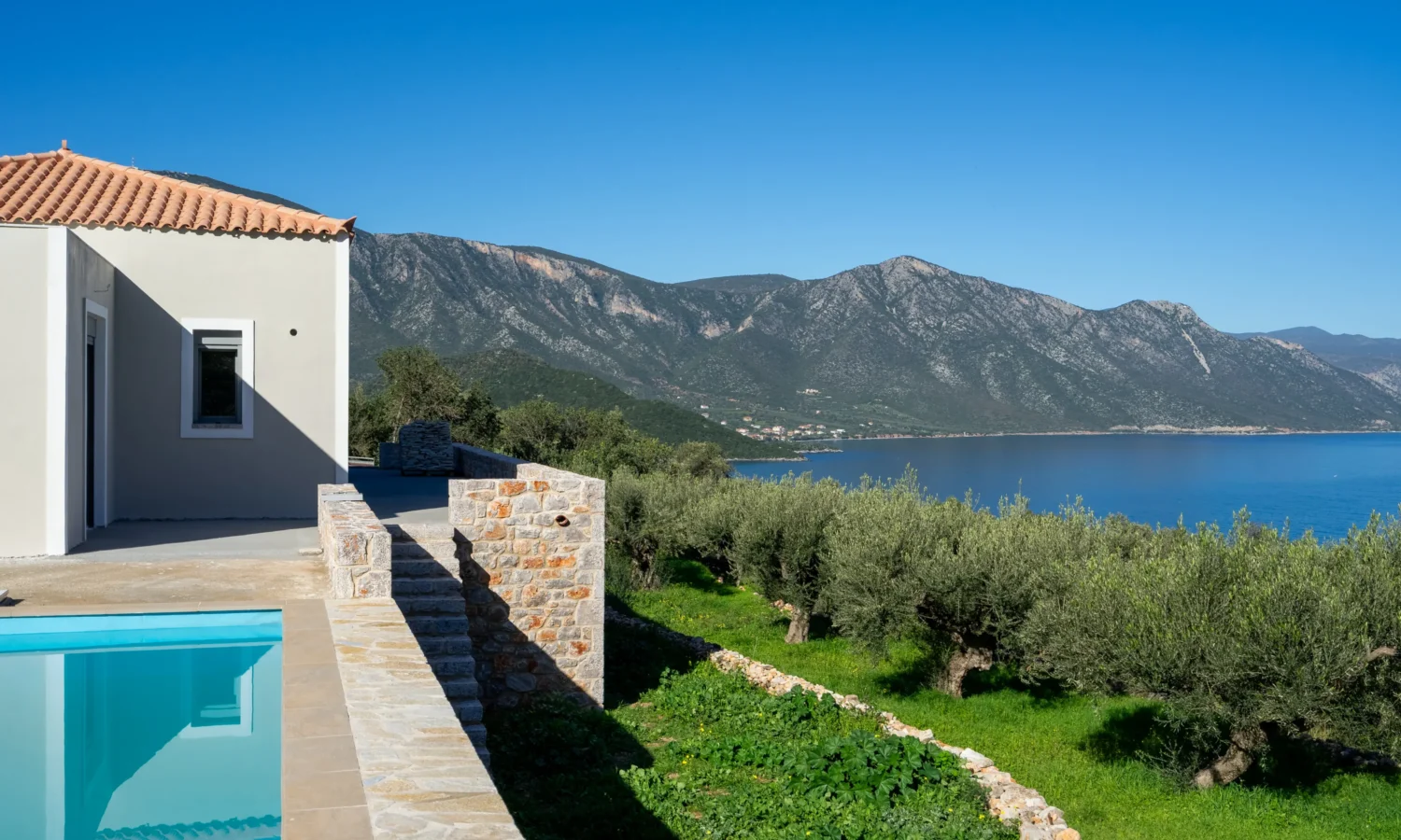 Modern Sea View Villa in Leonidio