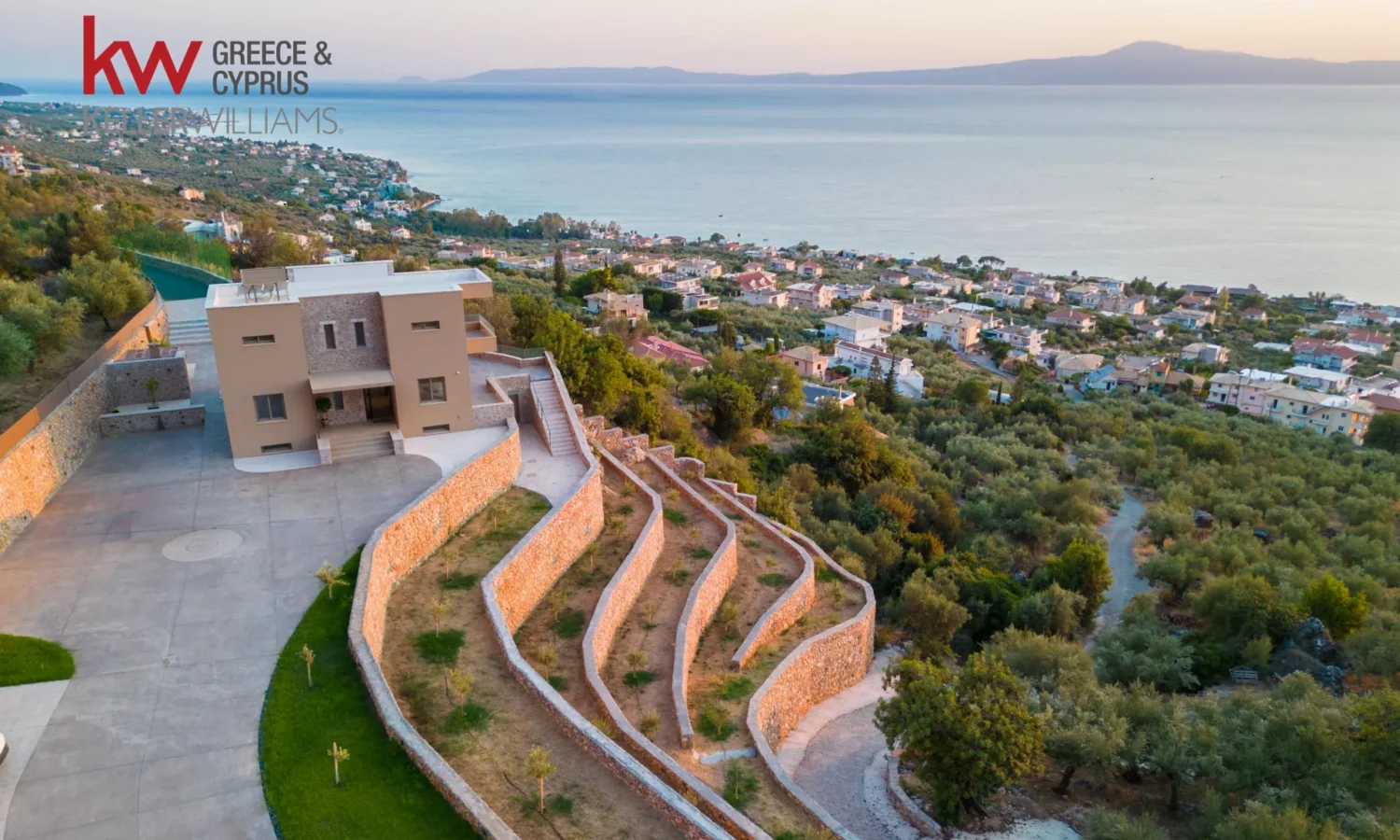Sea View Villa For Sale In Kalamata
