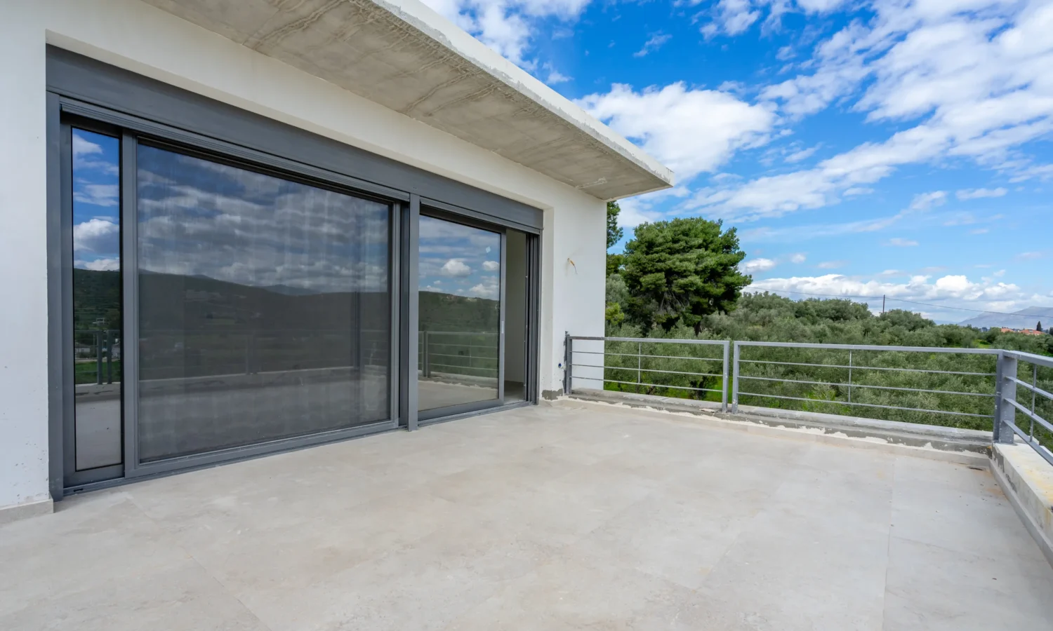 Holiday-Home-For-Sale-in-Peloponnese-Lefkakia