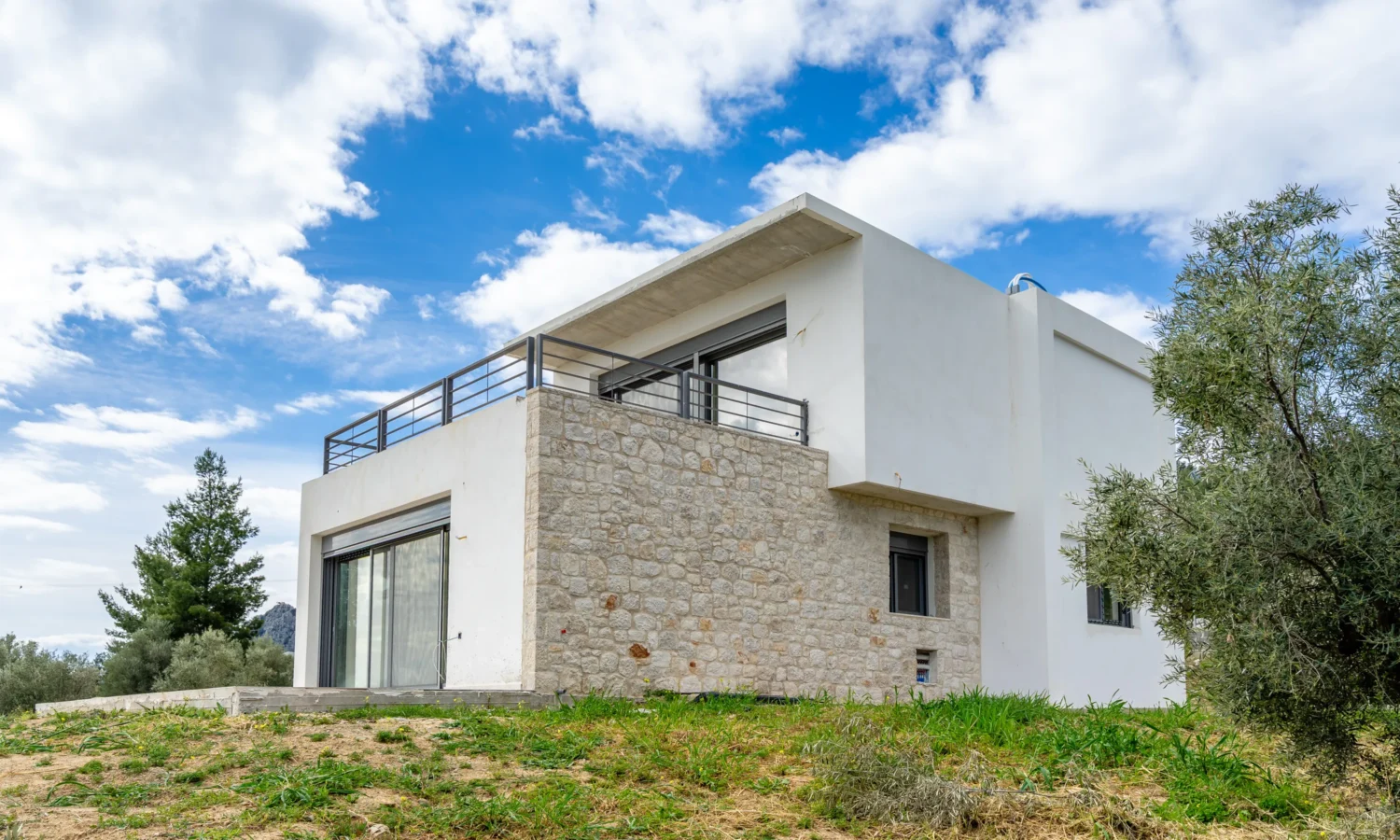 Holiday-Home-For-Sale-in-Peloponnese-Lefkakia