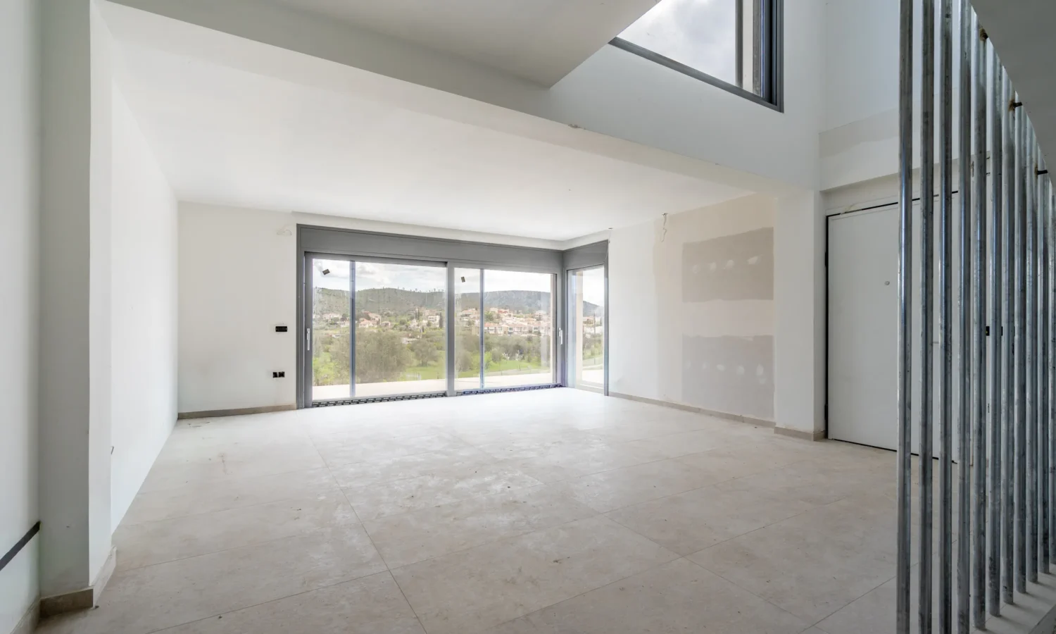 Holiday-Home-For-Sale-in-Peloponnese-Lefkakia