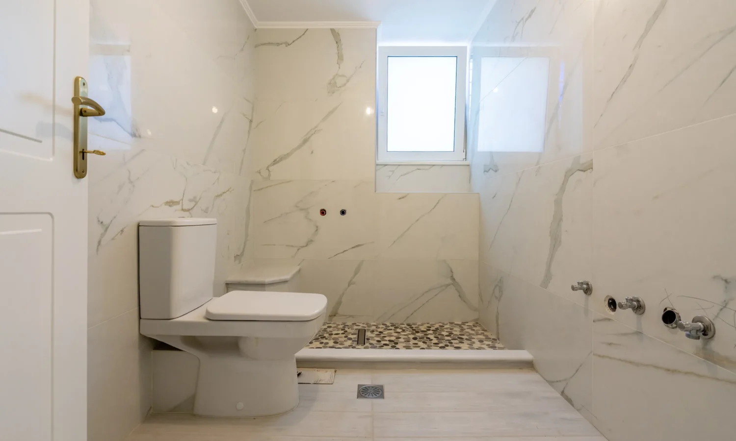 House for sale in Asini