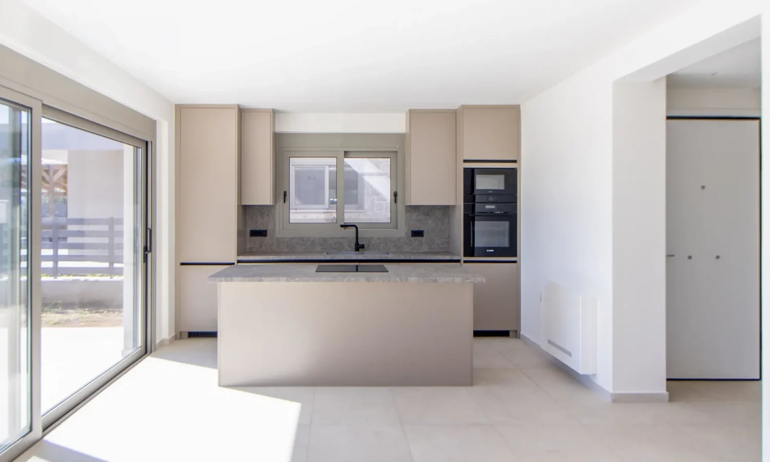 House with Pool for Rent in Nafplio (Aria)