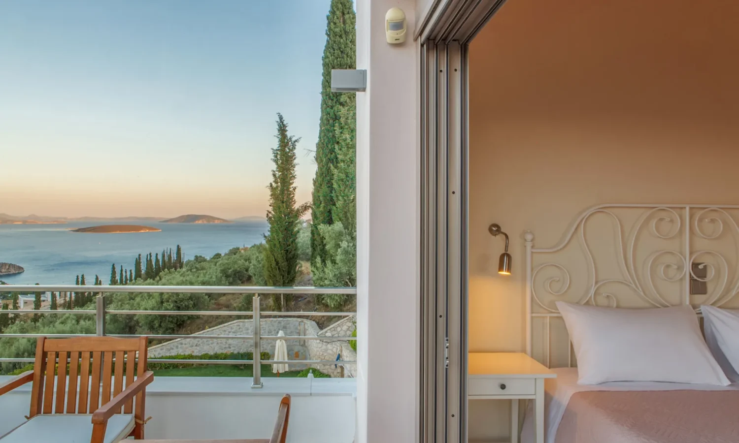 Luxury Villa for Sale in Tolo with Sea Views