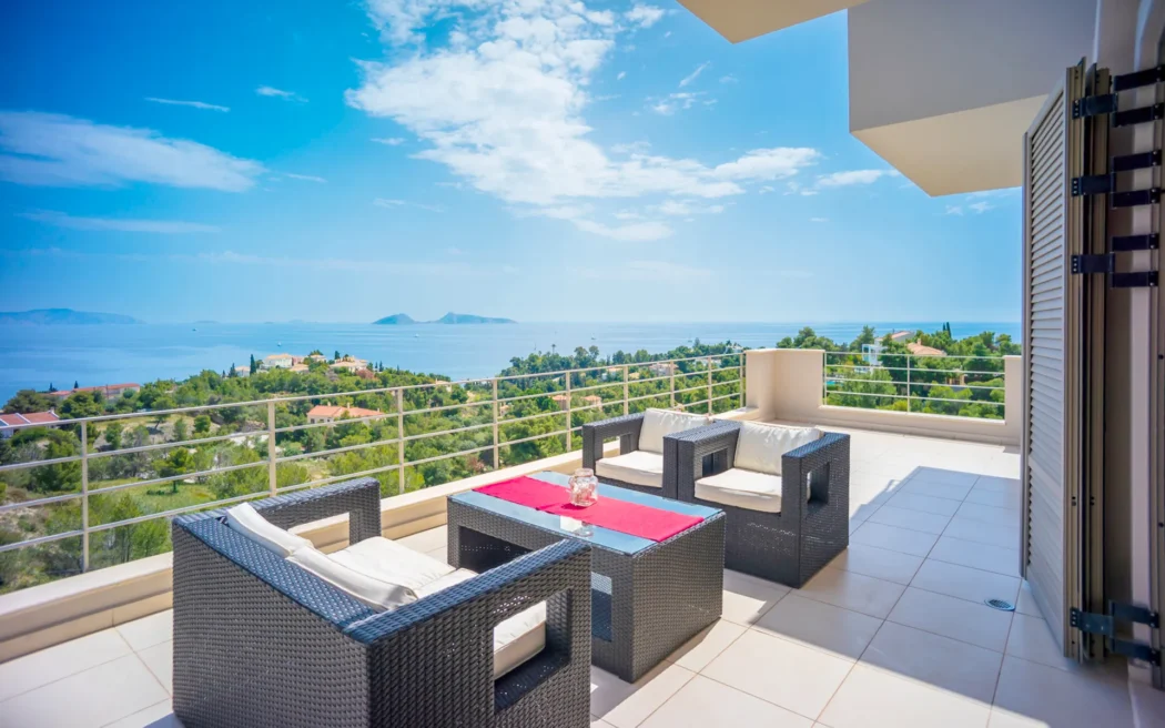 Sea View Villa for Sale in Agios Aimilianos