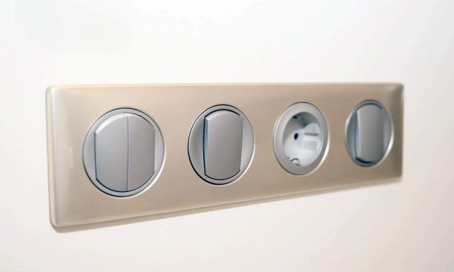 Stone House For Sale in Asini