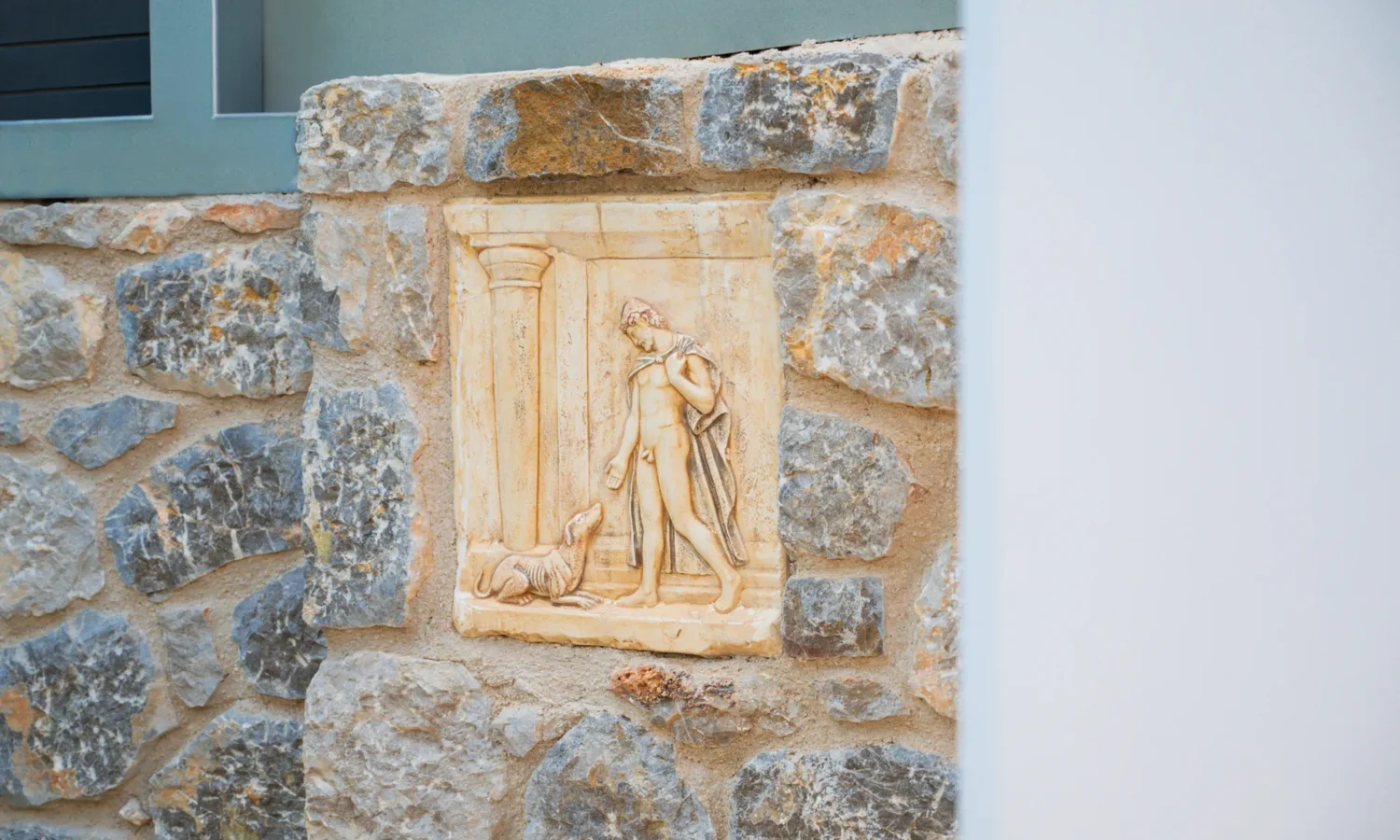 Stone House For Sale in Asini