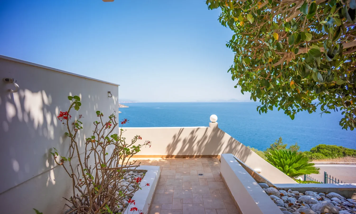 Villa-For-Sale-Near-Astros