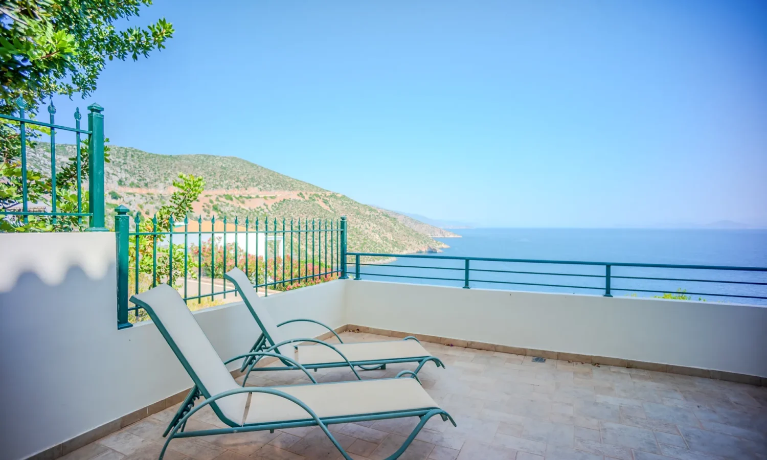 Villa-For-Sale-Near-Astros