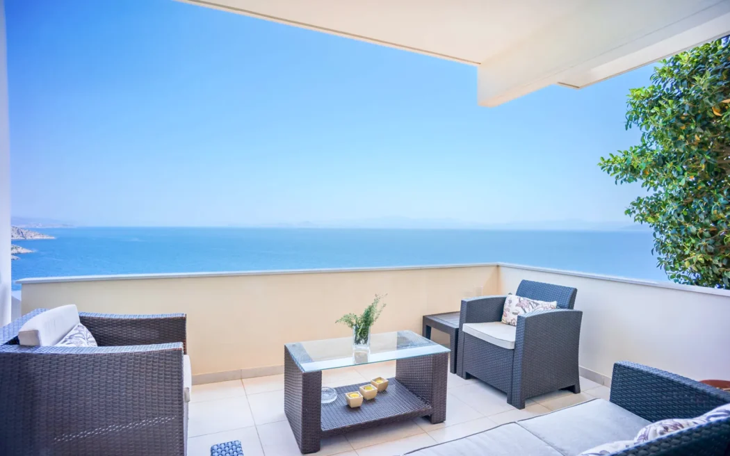 Villa For Sale Near Astros