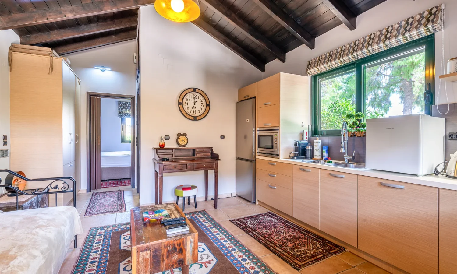 Villa for Sale in Lefkakia with Land