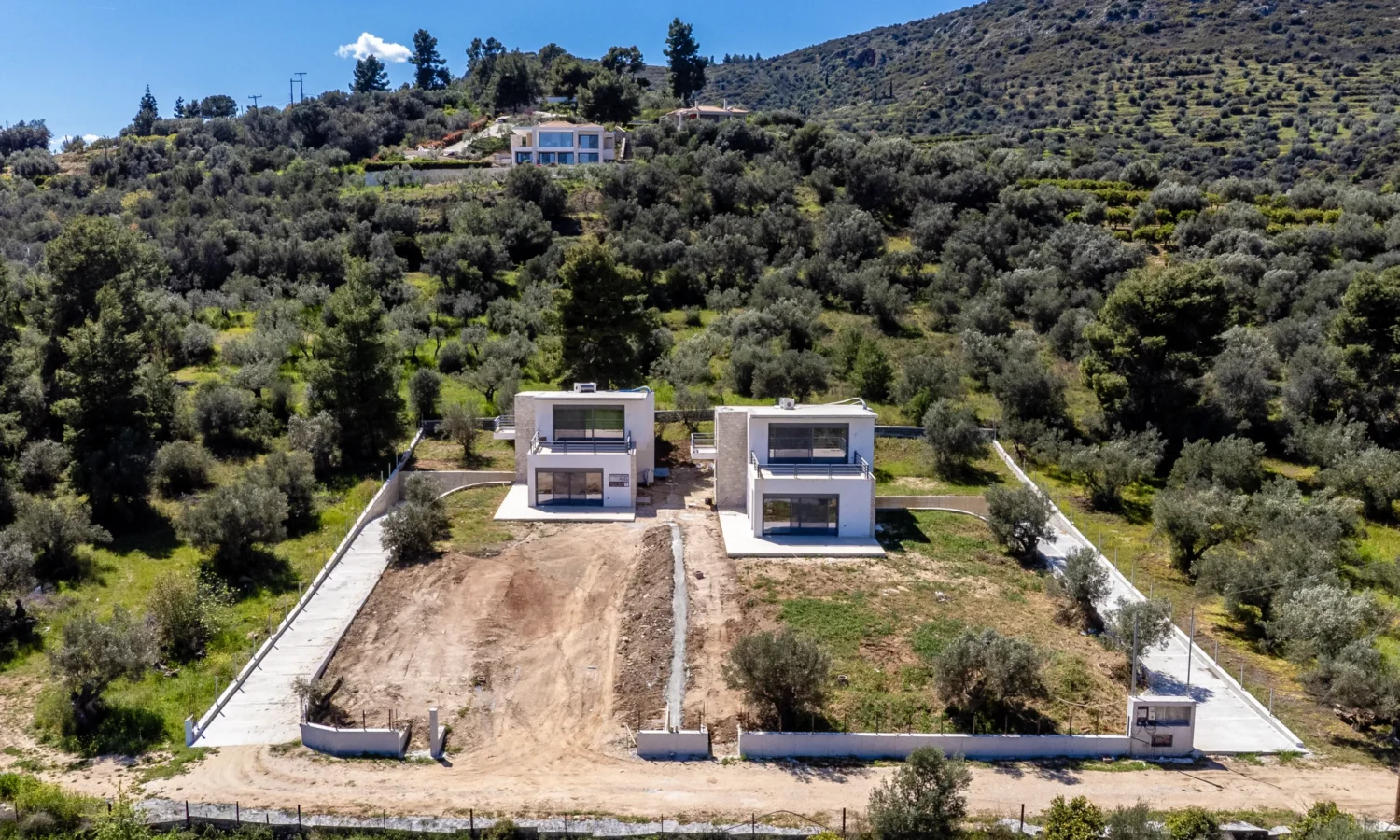 Holiday-Home-For-Sale-in-Peloponnese-Lefkakia