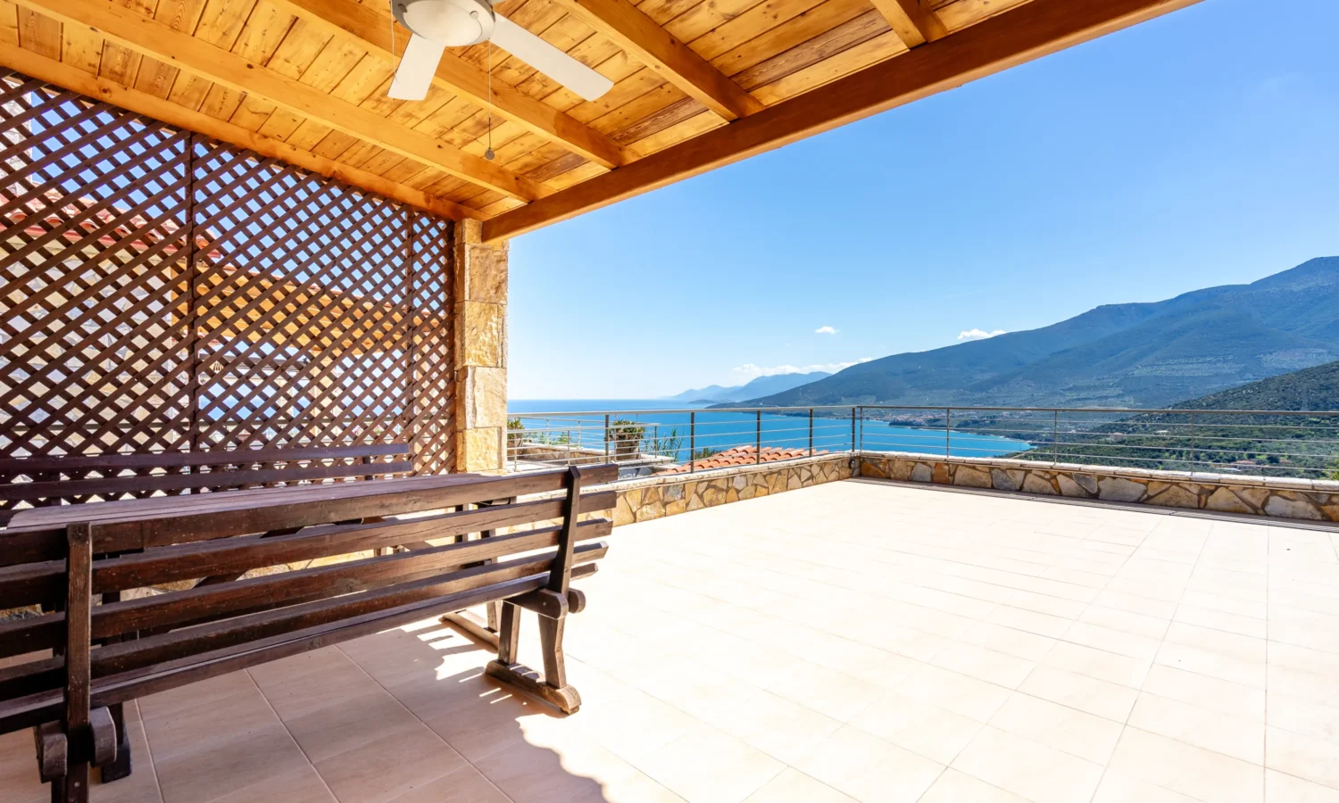 House-with-sea-views-in-greece