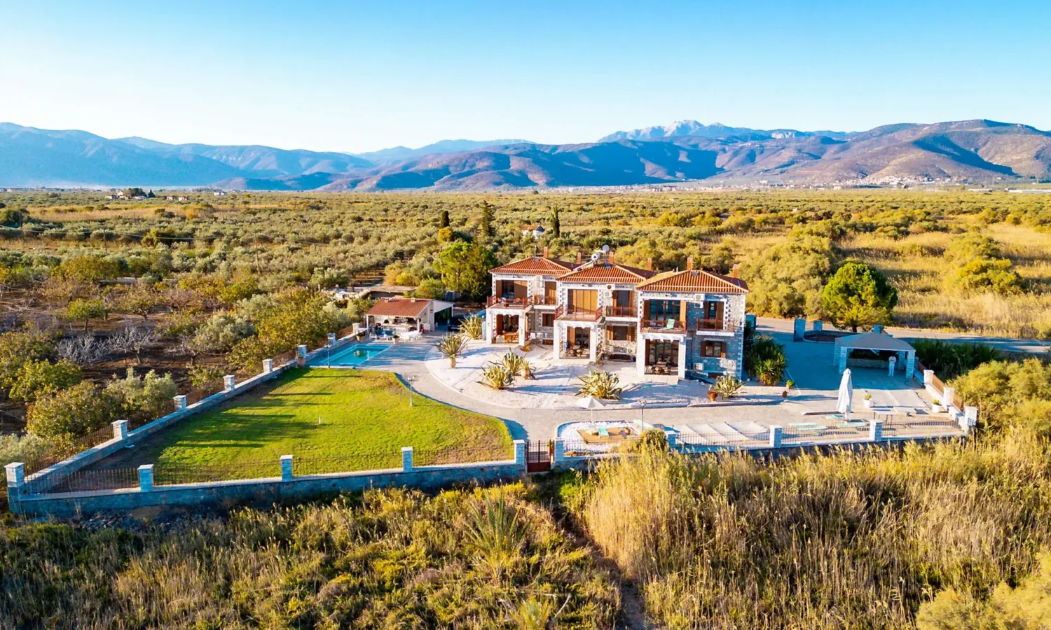 Sea Front Complex in Paralio Astros