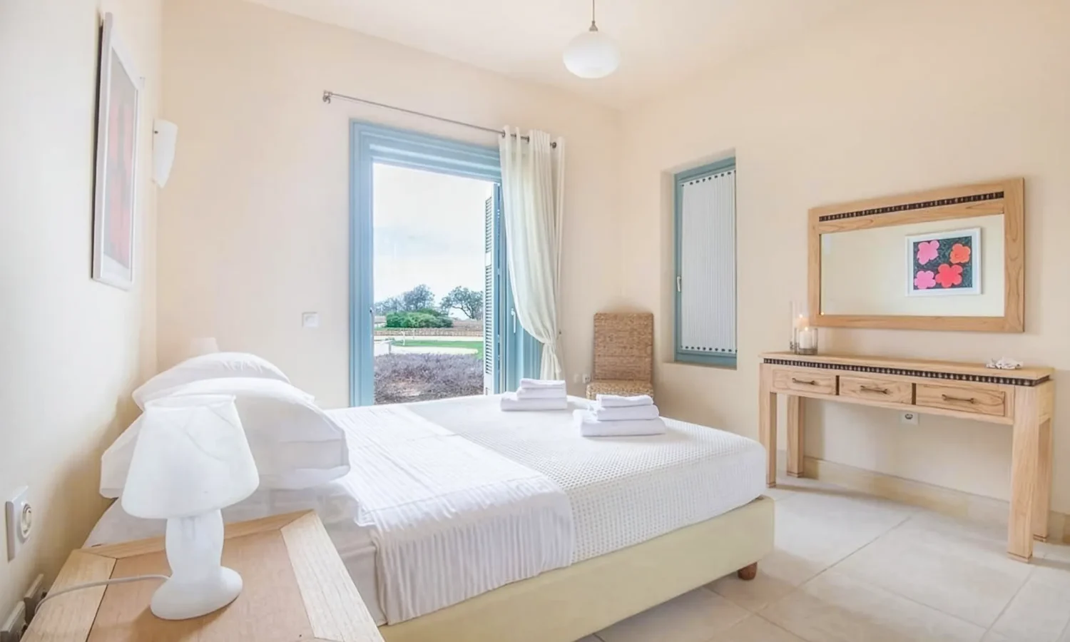 Spacious Villa by the Sea in Greece