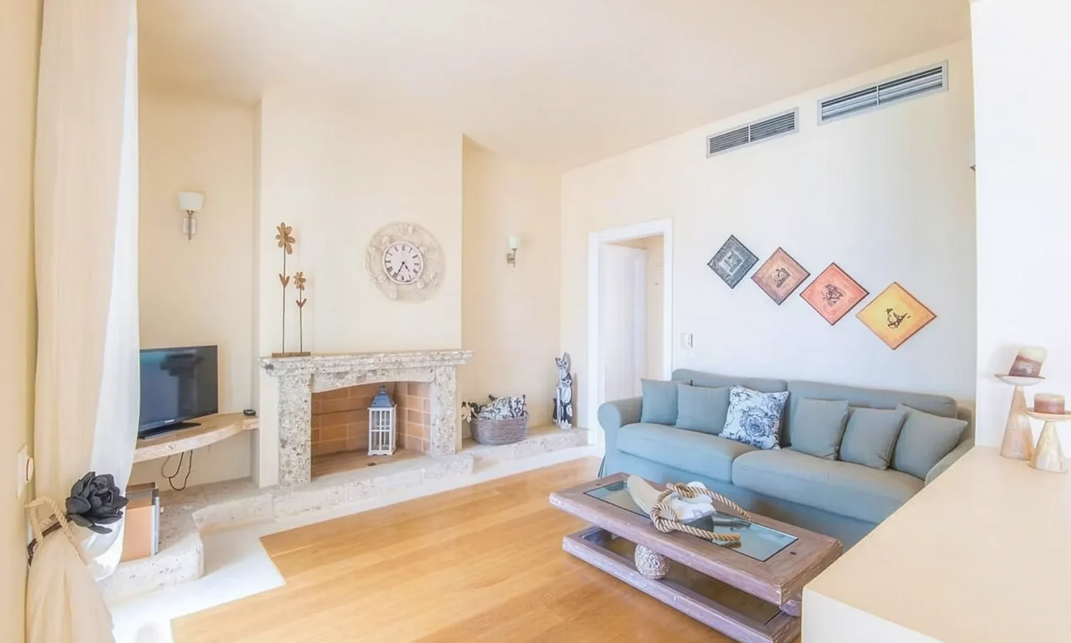 Spacious Villa by the Sea in Greece