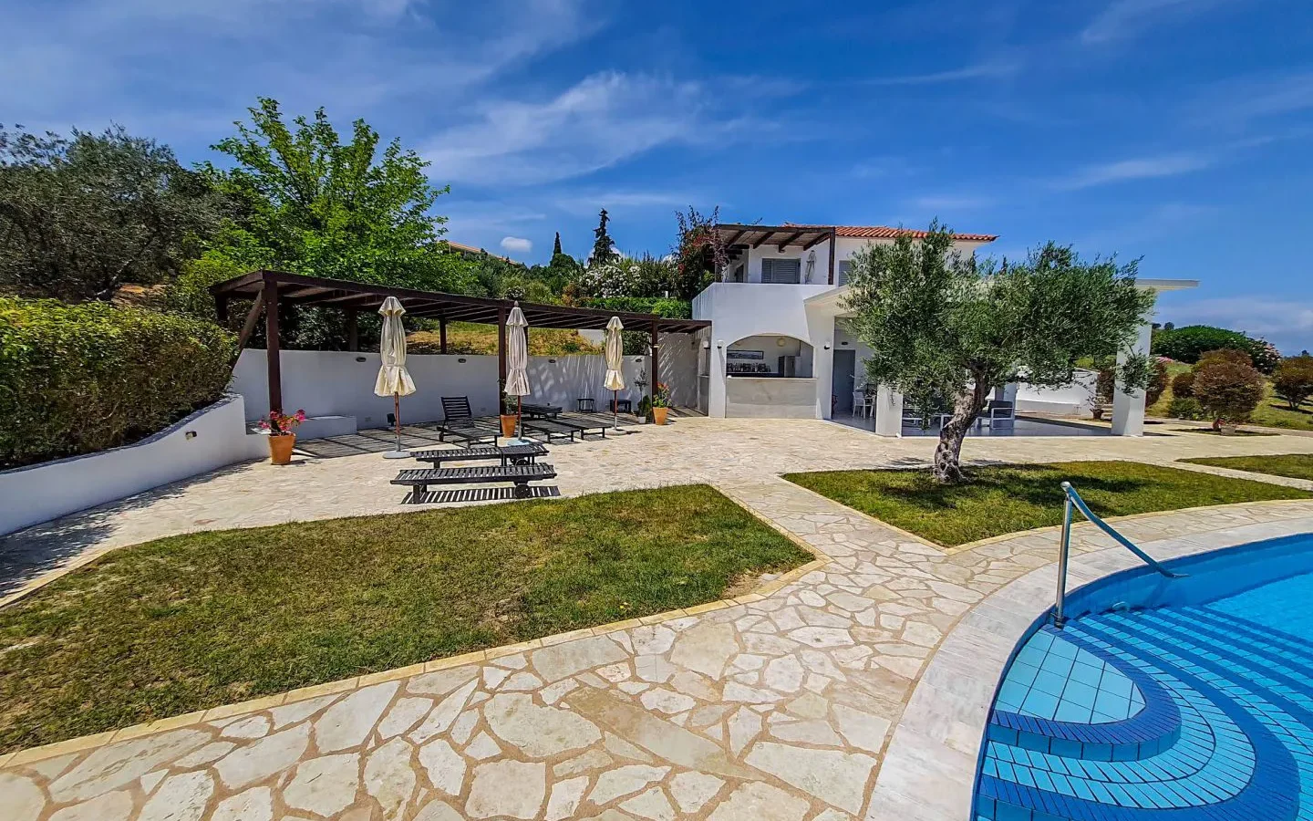 Complex of Villas in Vounaria, Koroni-2
