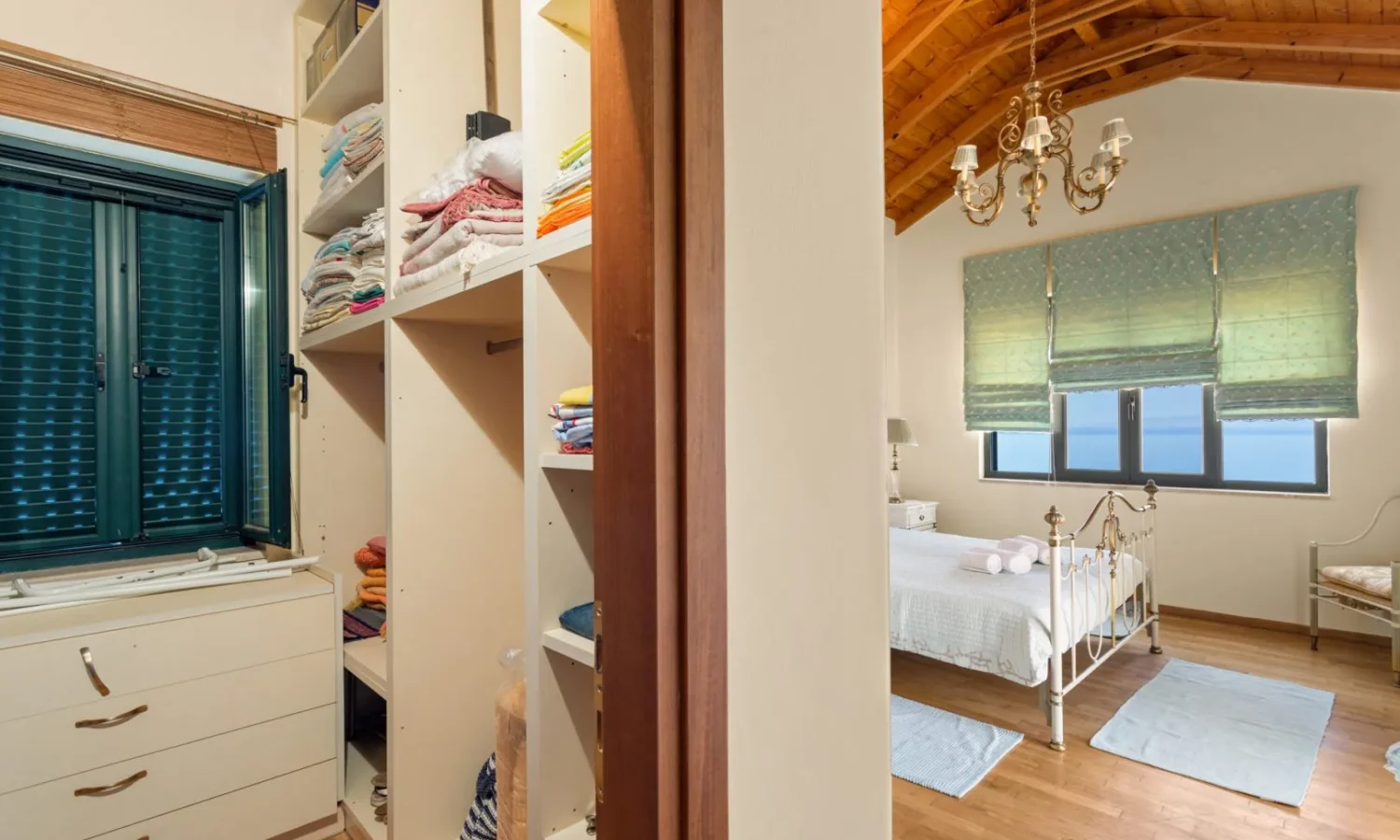 Stone Villa for Sale with Unobstructed Views near Stoupa