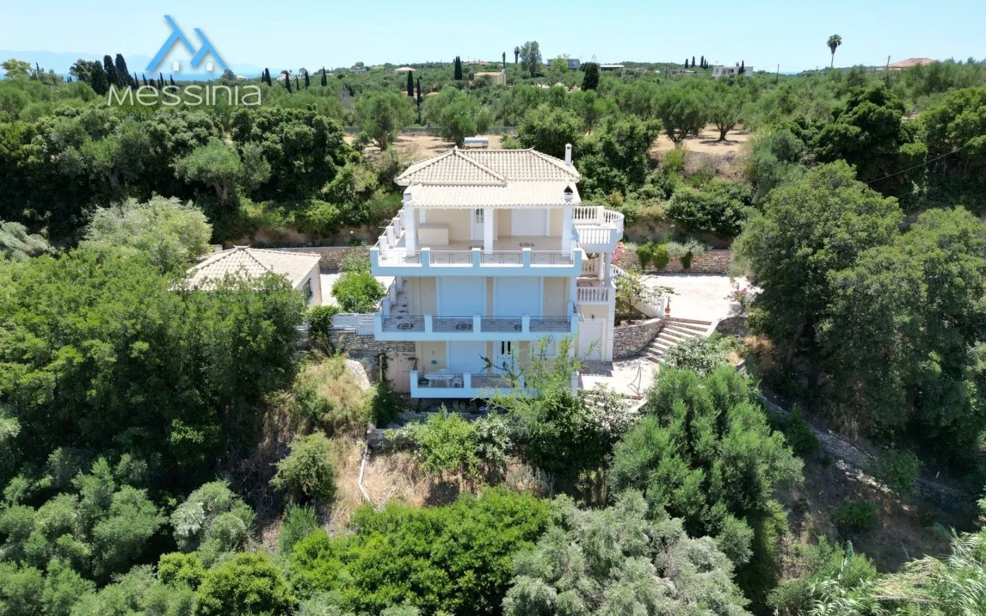 Villa with Guest Studio & Olive Grove in Koroni