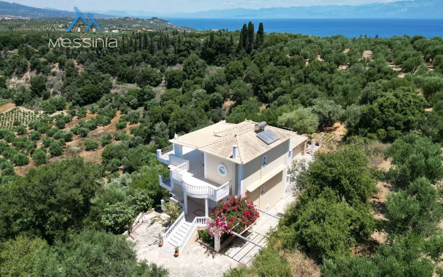 Villa with Guest Studio & Olive Grove in Koroni