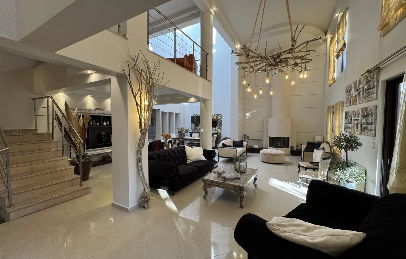 5 Bedroom House for Sale in Kalamata