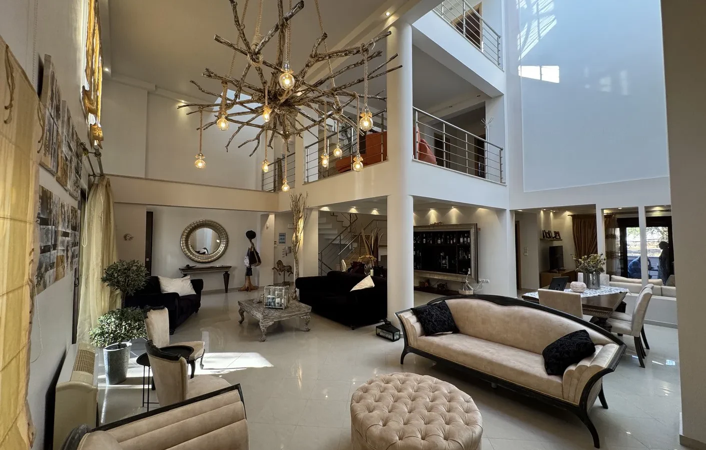 5 Bedroom House for Sale in Kalamata