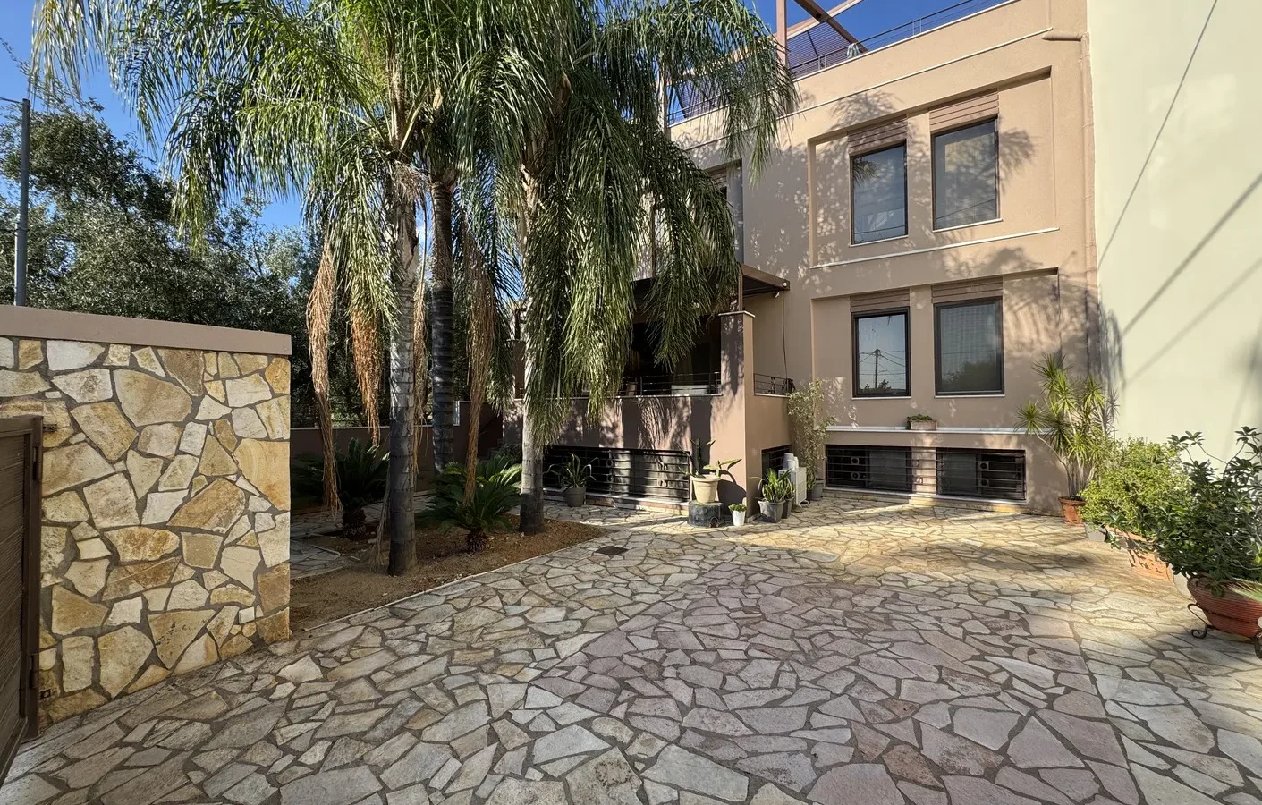5 Bedroom House for Sale in Kalamata