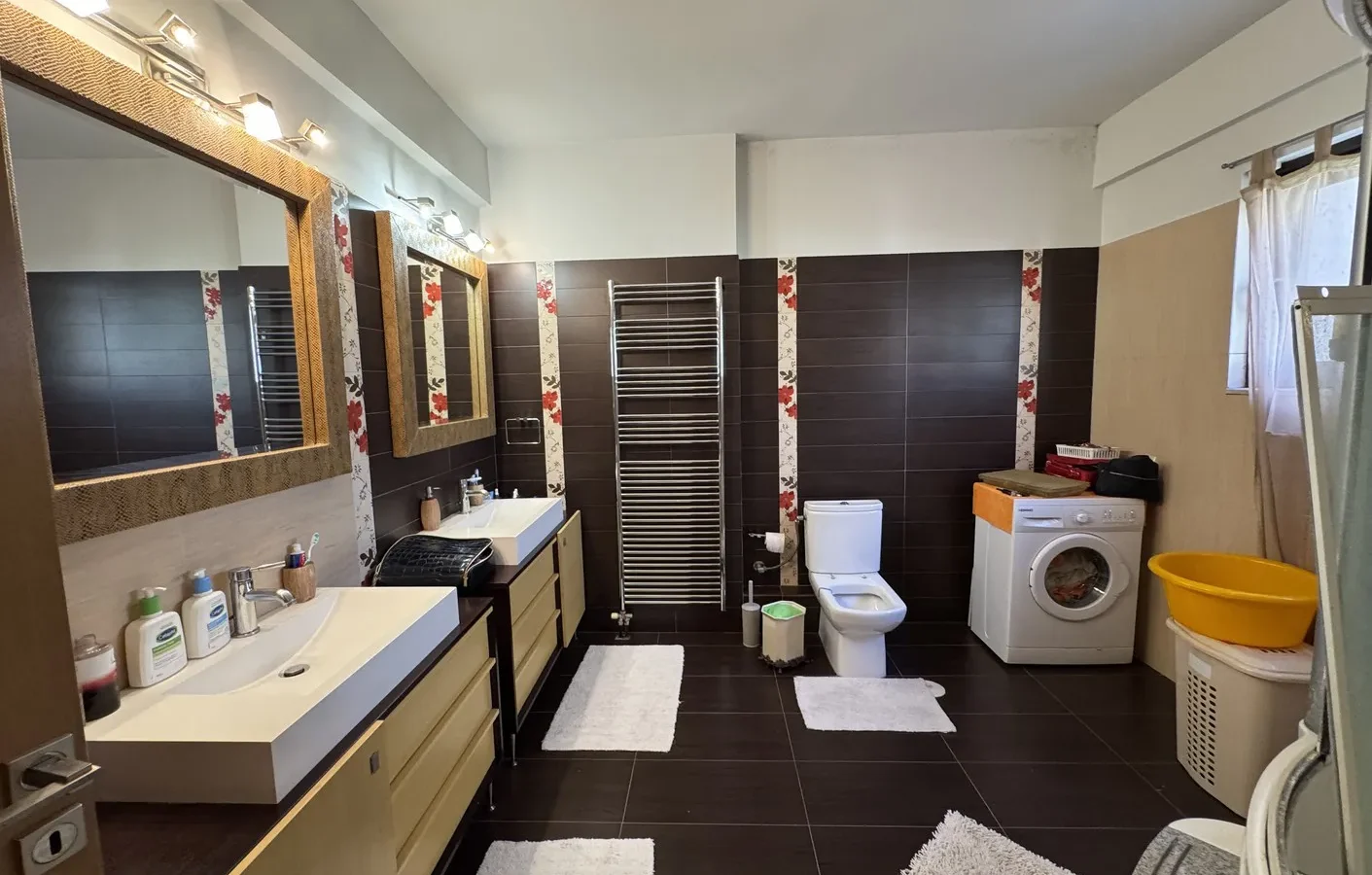 5 Bedroom House for Sale in Kalamata